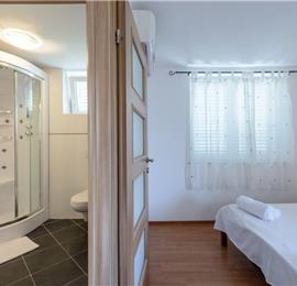 2 Bedroom Villa with Pool and Sea Views in Cavtat, Sleeps 5-6